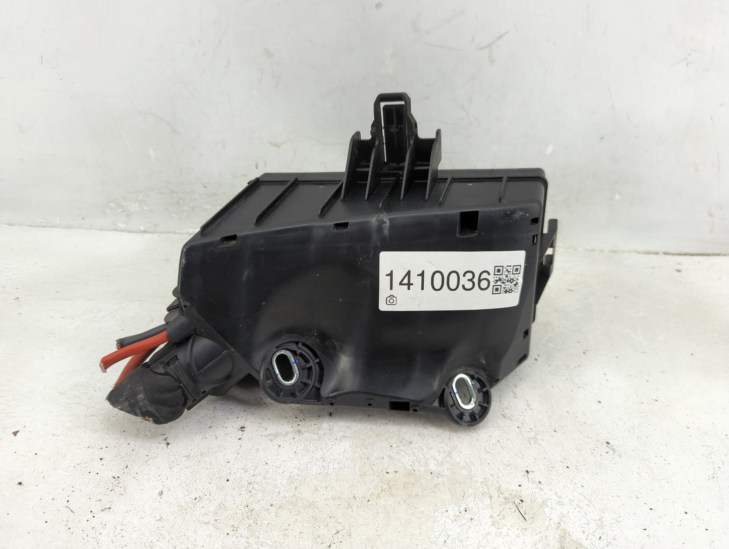 0 Fusebox Fuse Box Panel Relay Module Fits Fits 215 2016 2017 2018 2019 2020 2021 OEM Used Auto Parts - Oemusedautoparts1.co