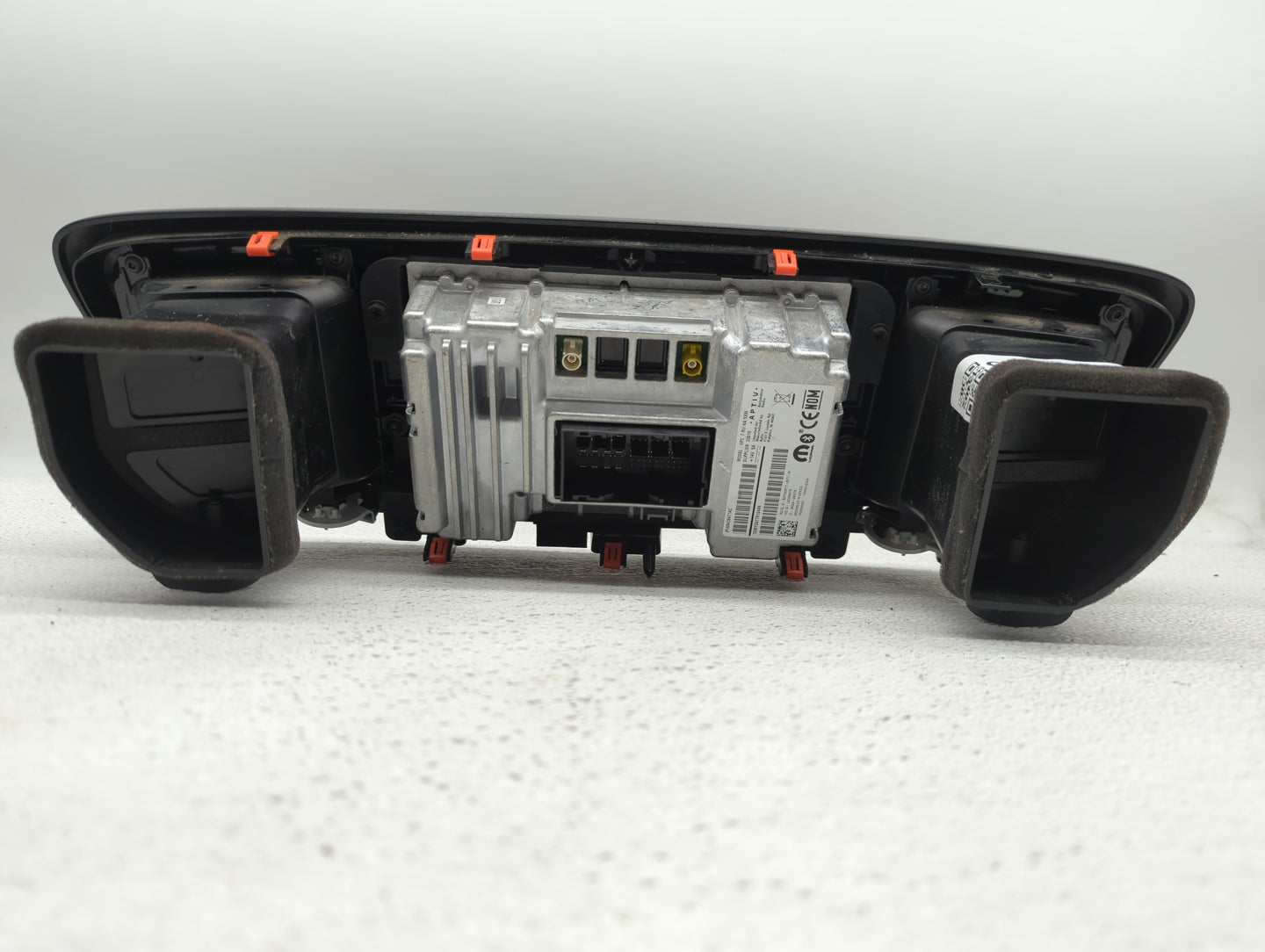 0 Radio AM FM Cd Player Receiver Replacement Fits Fits 220 OEM Used Auto Parts - Oemusedautoparts1.com