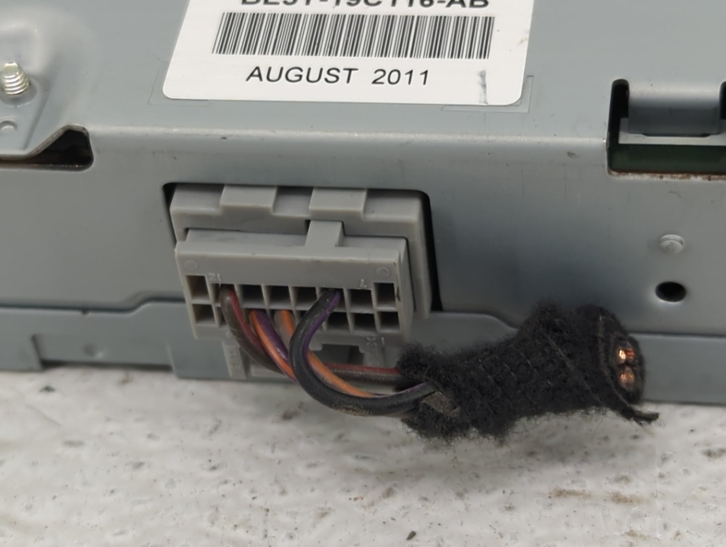 0 Radio AM FM Cd Player Receiver Replacement Fits OEM Used Auto Parts - Oemusedautoparts1.com