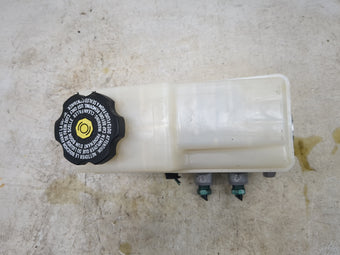 compare product Brake Master Cylinder 1510336