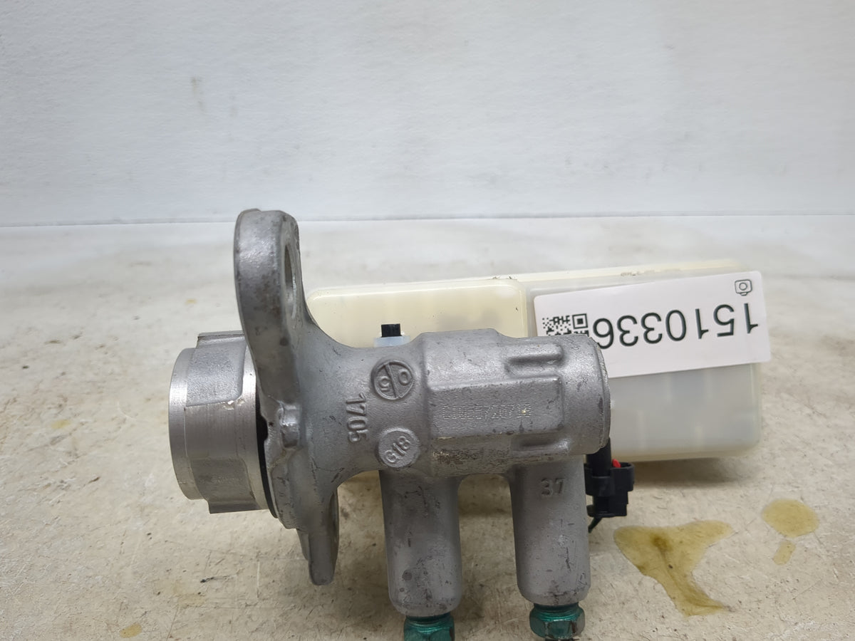 Brake Master Cylinder 1510336 - Oemusedautoparts1.com