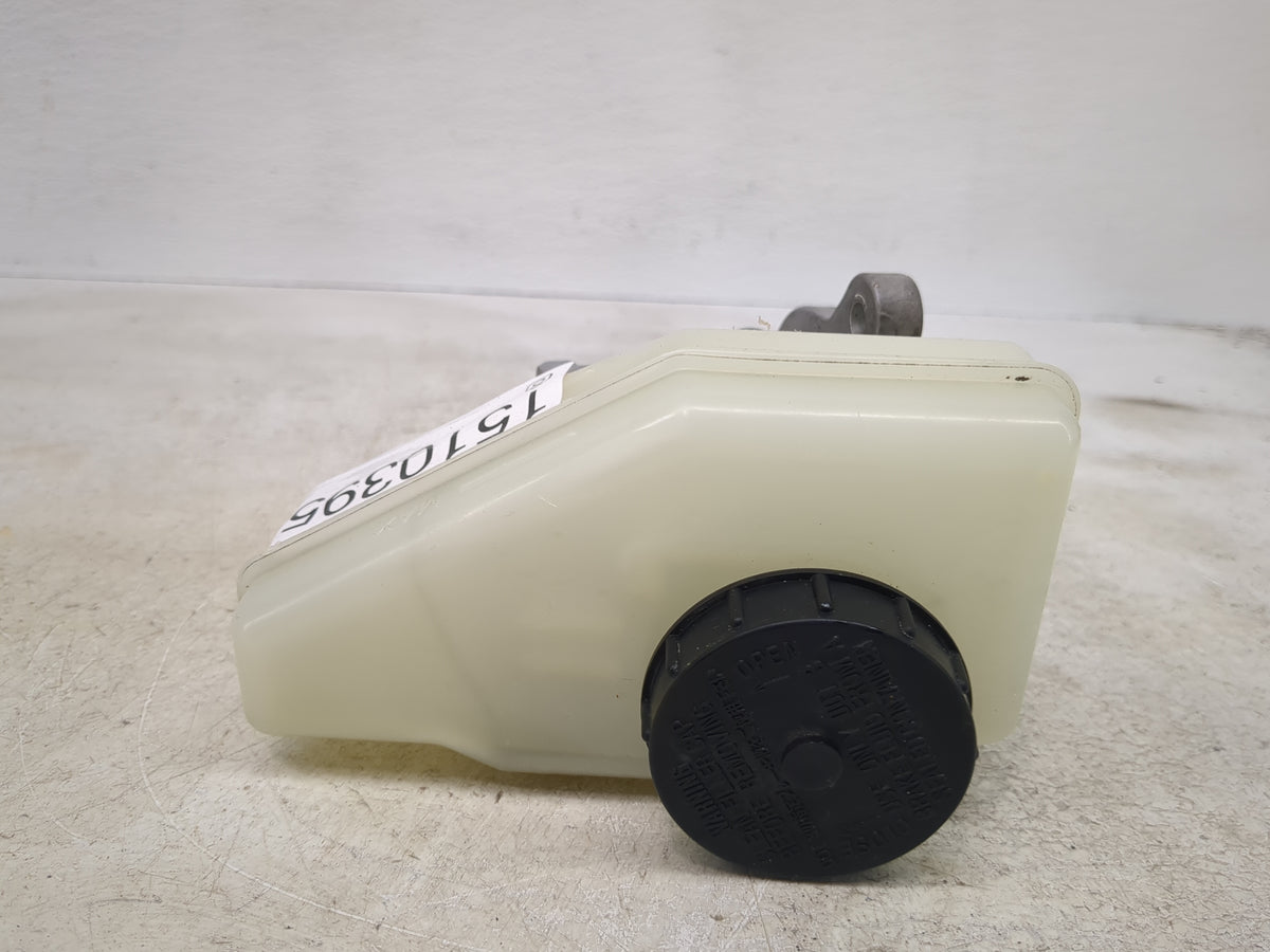 Brake Master Cylinder 1510395 - Oemusedautoparts1.com
