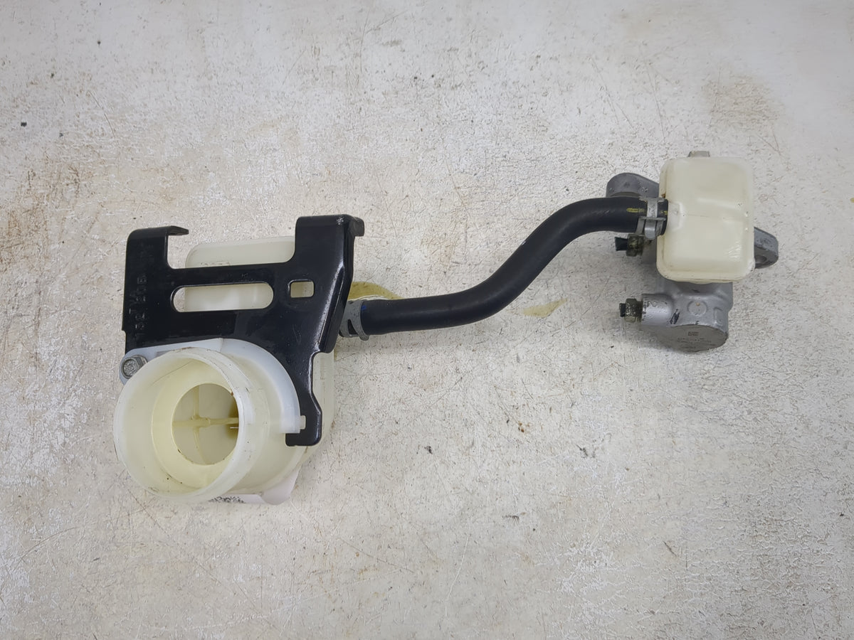Brake Master Cylinder 1510397 - Oemusedautoparts1.com