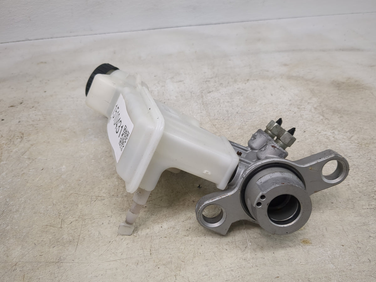 Brake Master Cylinder 1510431 - Oemusedautoparts1.com