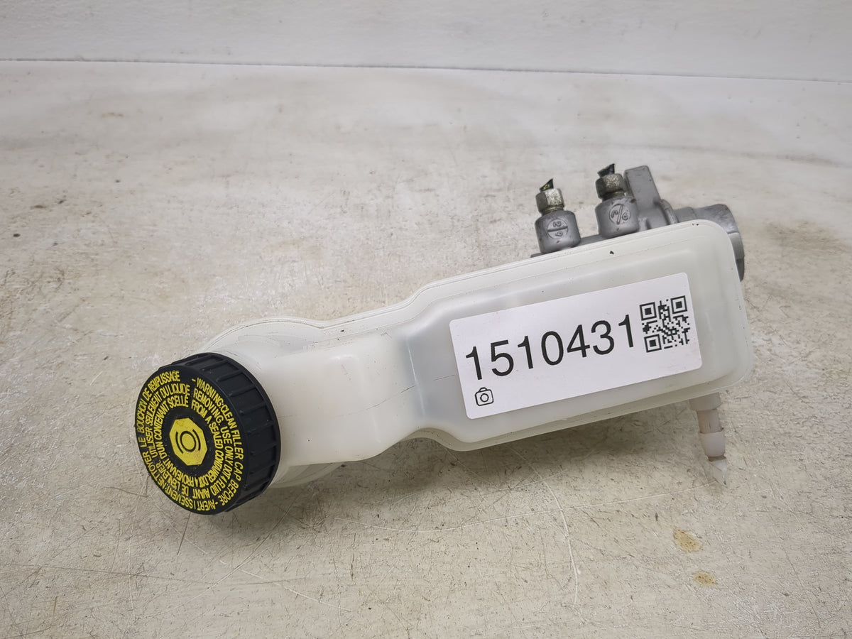 Brake Master Cylinder 1510431 - Oemusedautoparts1.com