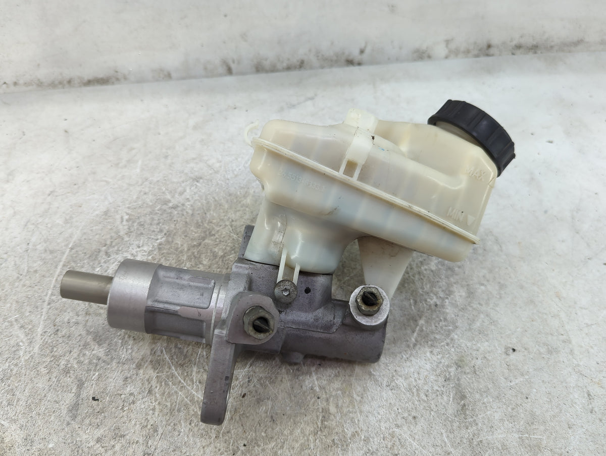 Brake Master Cylinder 1511956 - Oemusedautoparts1.com