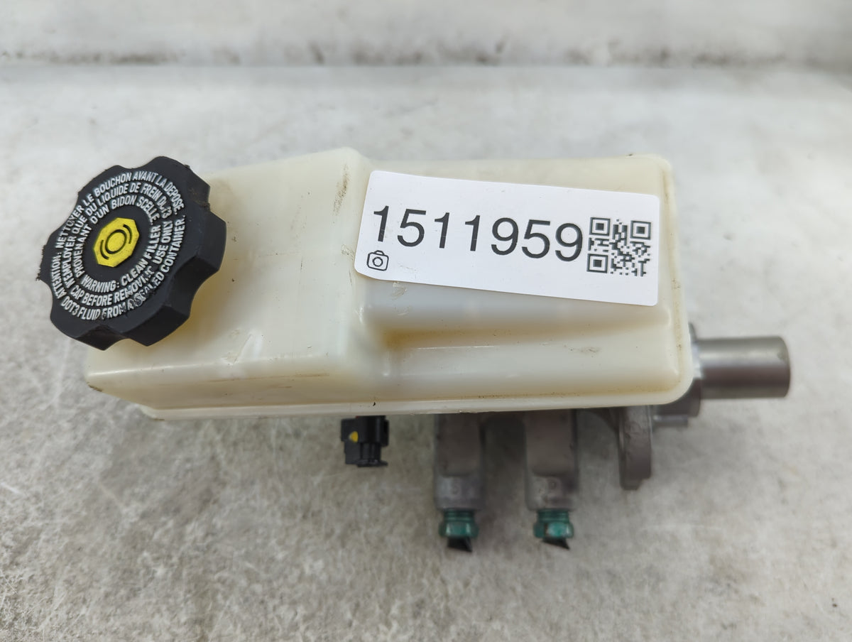 Brake Master Cylinder 1511959 - Oemusedautoparts1.com