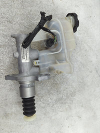 Brake Master Cylinder 1511962 - Oemusedautoparts1.com