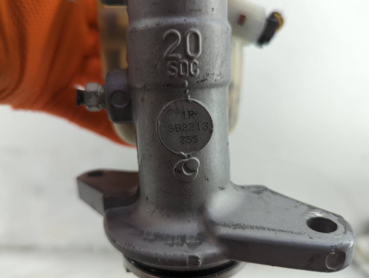 Brake Master Cylinder 1511999 - Oemusedautoparts1.com