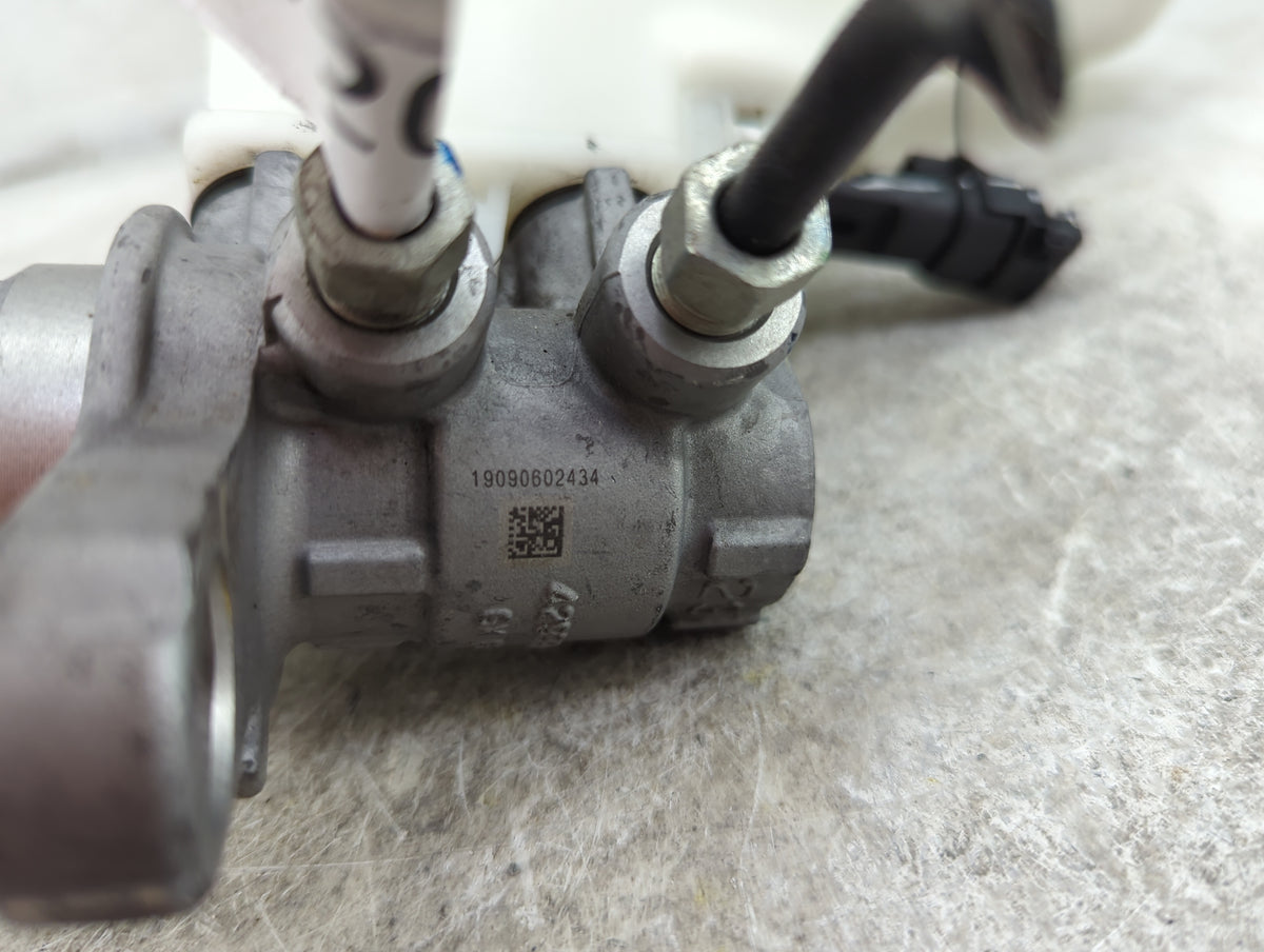 Brake Master Cylinder 1512005 - Oemusedautoparts1.com