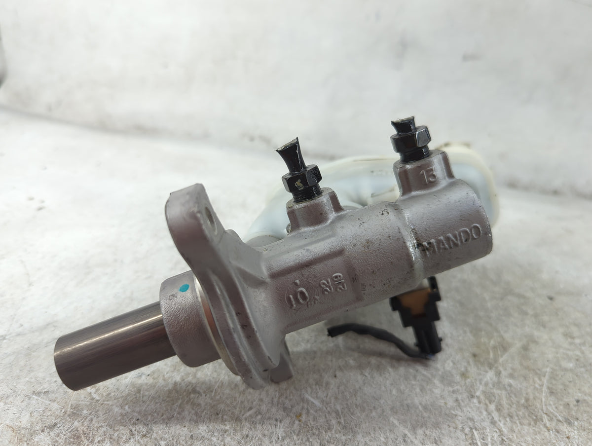 Brake Master Cylinder 1512021 - Oemusedautoparts1.com