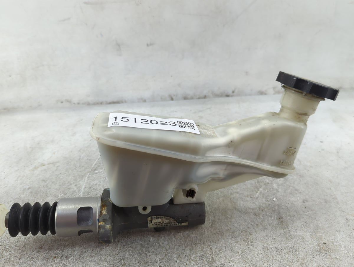 Brake Master Cylinder 1512023 - Oemusedautoparts1.com