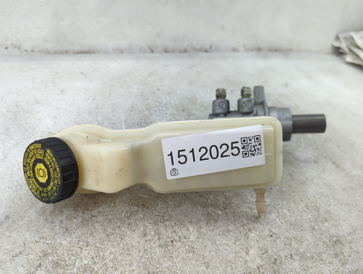 Brake Master Cylinder 1512025 - Oemusedautoparts1.com