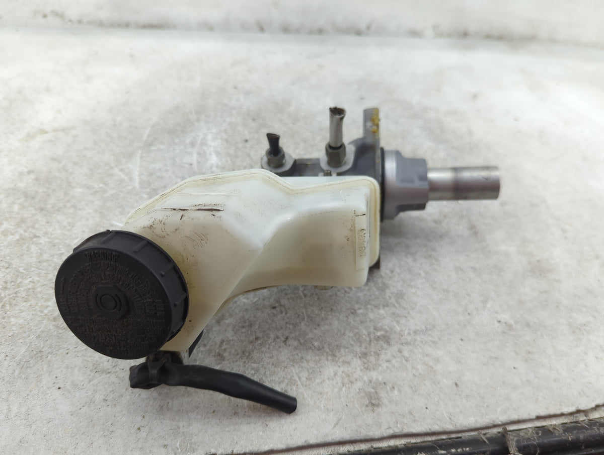 Brake Master Cylinder 1512051 - Oemusedautoparts1.com