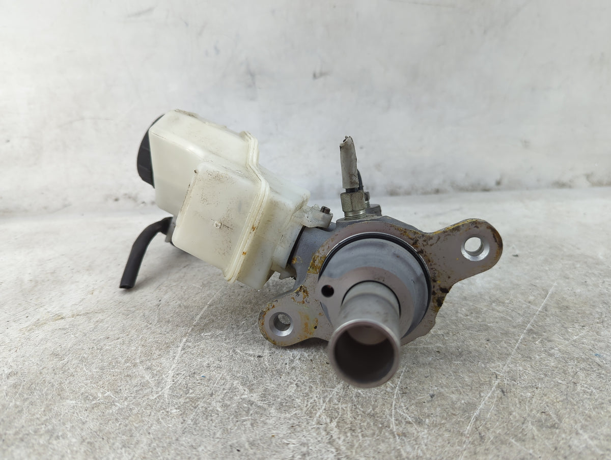 Brake Master Cylinder 1512051 - Oemusedautoparts1.com