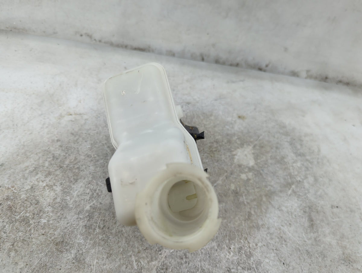 Brake Master Cylinder 1512057 - Oemusedautoparts1.com