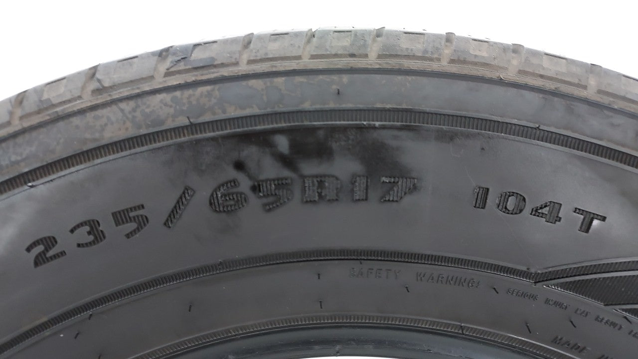 Used Tire 235/65R17 GOODYEAR ASSURANCE ALL SEASON 104T All Season - 6.5/32 - Oemusedautoparts1.com