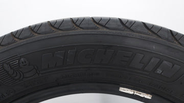 Used Tire 205/55R16 MICHELIN DEFENDER T+H 91H All Season - Tread Depth 7/32