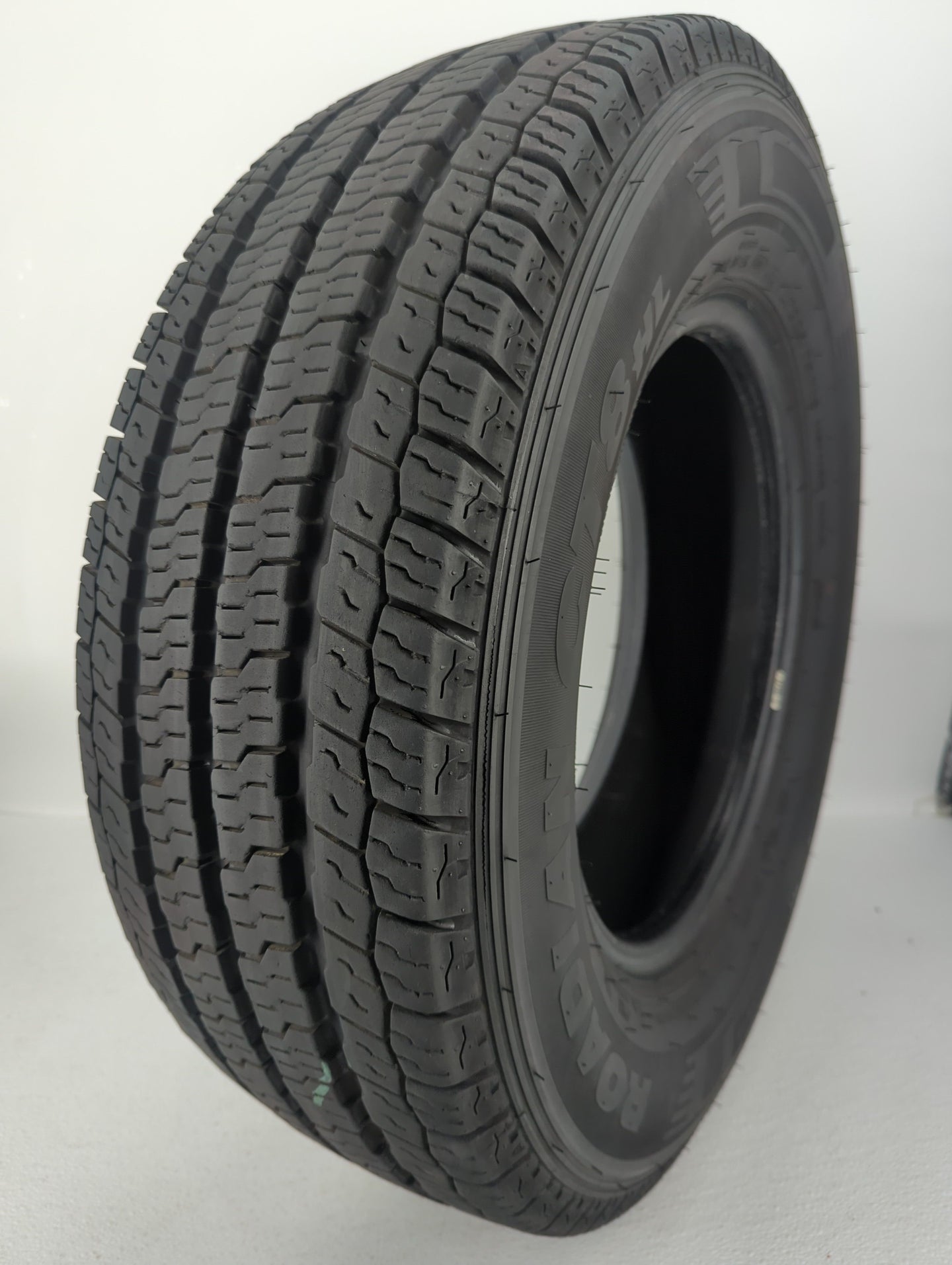 Used Tire LT225/75R16 NEXEN ROADIAN CT8HL 115/112R All Season - 9.5/32 - Oemusedautoparts1.com