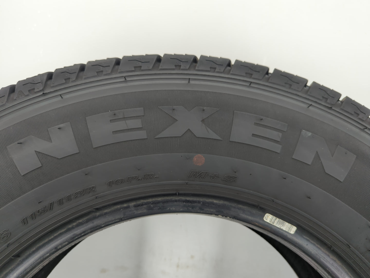 Used Tire LT225/75R16 NEXEN ROADIAN CT8HL 115/112R All Season - 9.5/32 - Oemusedautoparts1.com