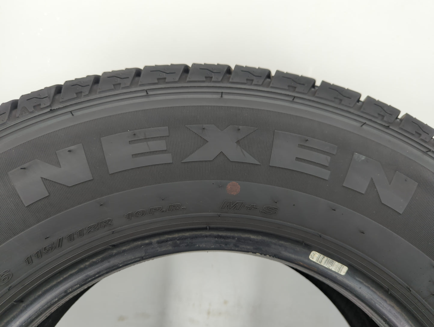 Used Tire LT225/75R16 NEXEN ROADIAN CT8HL 115/112R All Season - 9.5/32 - Oemusedautoparts1.com