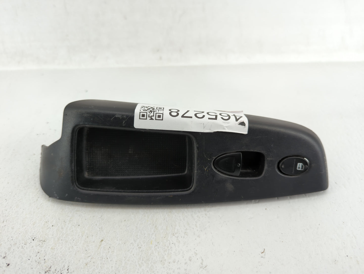 Passenger Right Power Window Switch - Oemusedautoparts1.com