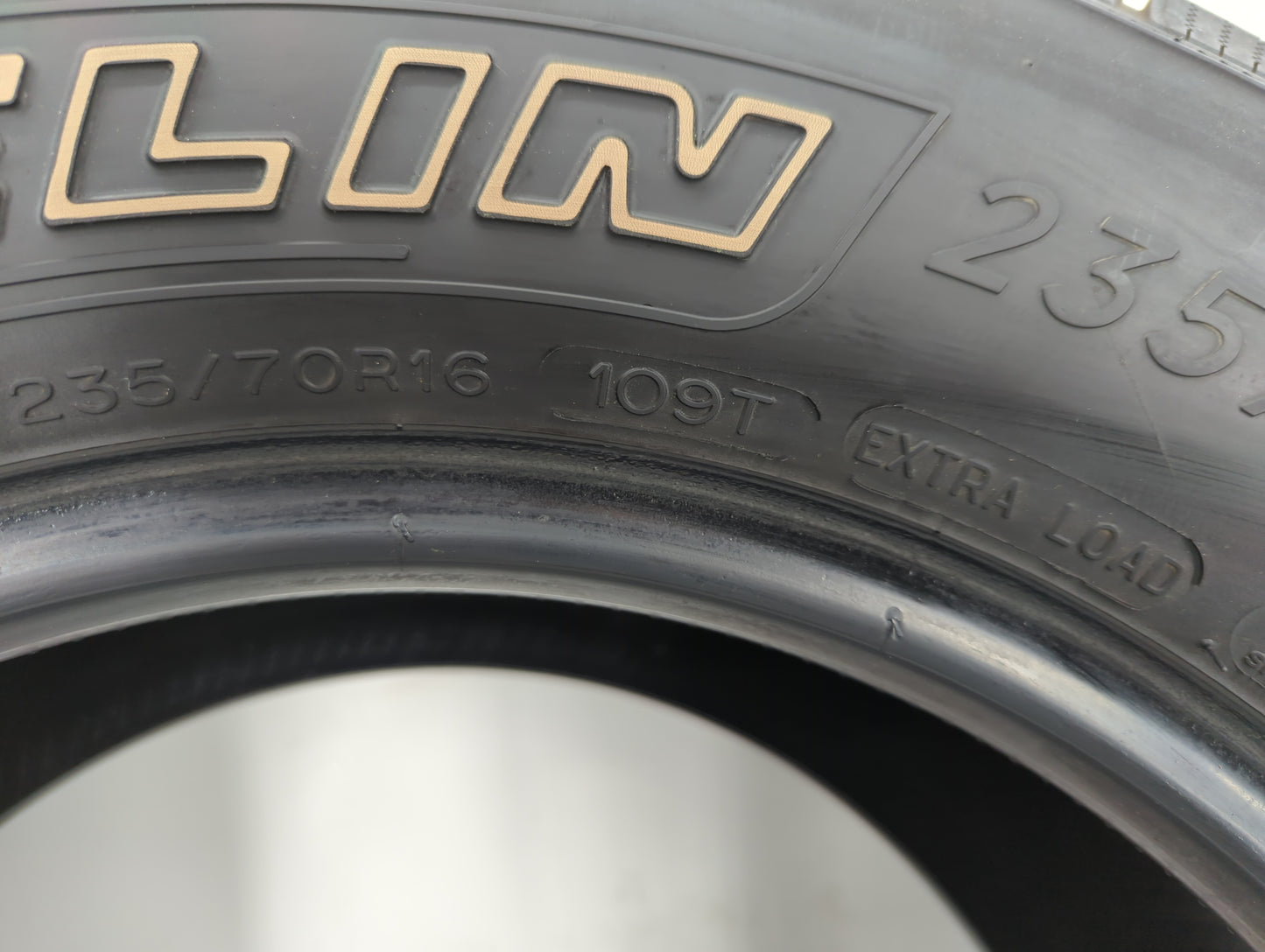 Used Tire 235/70R16 MICHELIN DEFENDER LTX M/S 109T All Season - Tread Depth 8/32 - Oemusedautoparts1.com