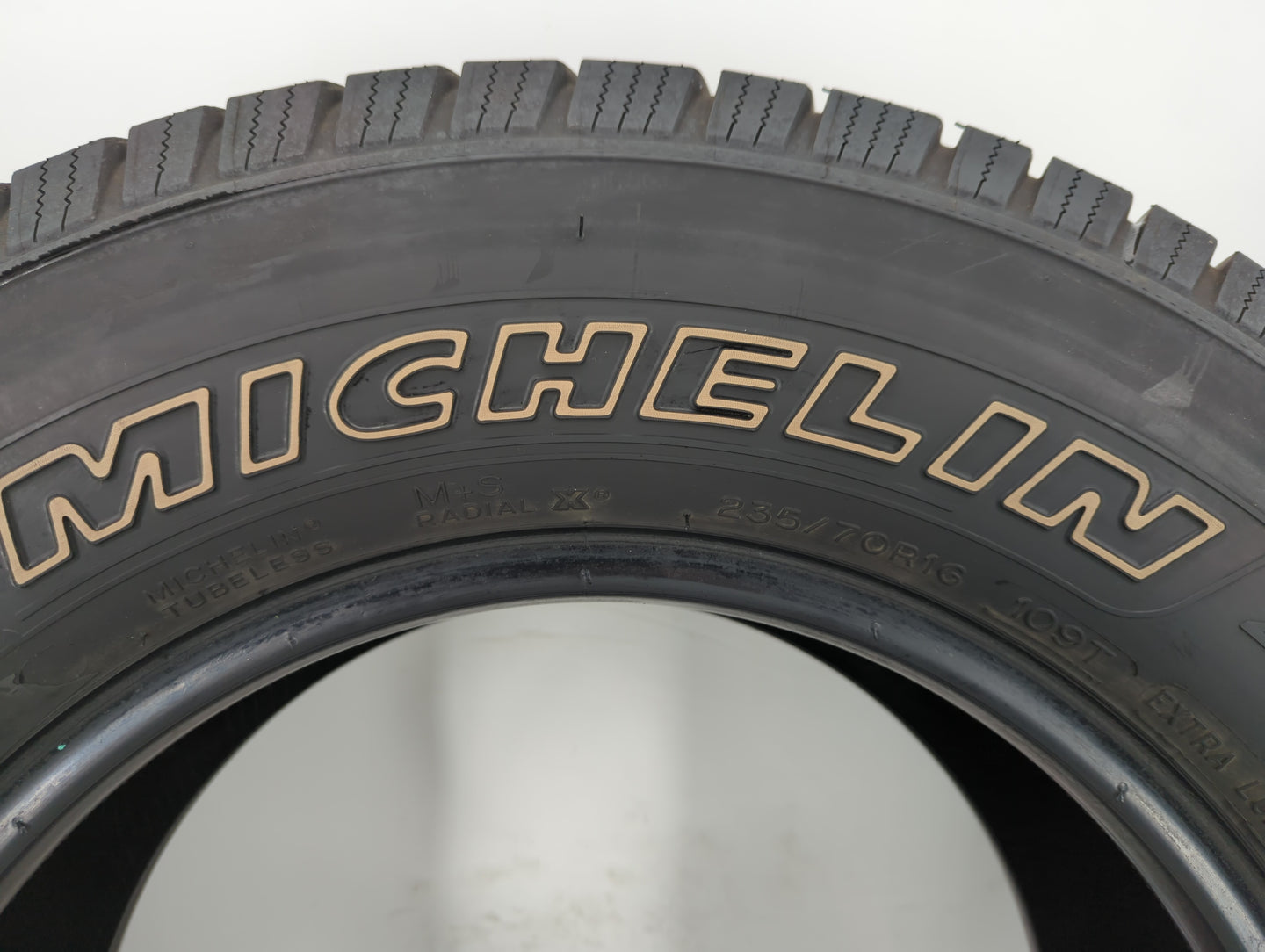 Used Tire 235/70R16 MICHELIN DEFENDER LTX M/S 109T All Season - Tread Depth 8/32 - Oemusedautoparts1.com