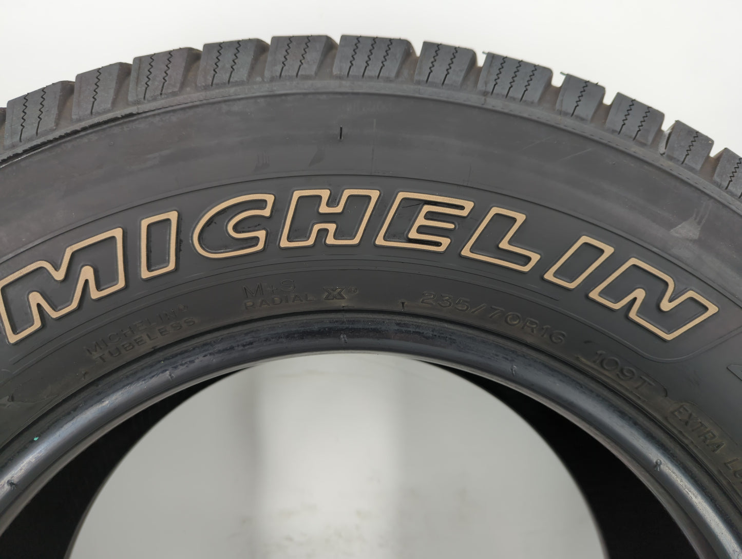 Used Tire 235/70R16 MICHELIN DEFENDER LTX M/S 109T All Season - Tread Depth 8/32 - Oemusedautoparts1.com