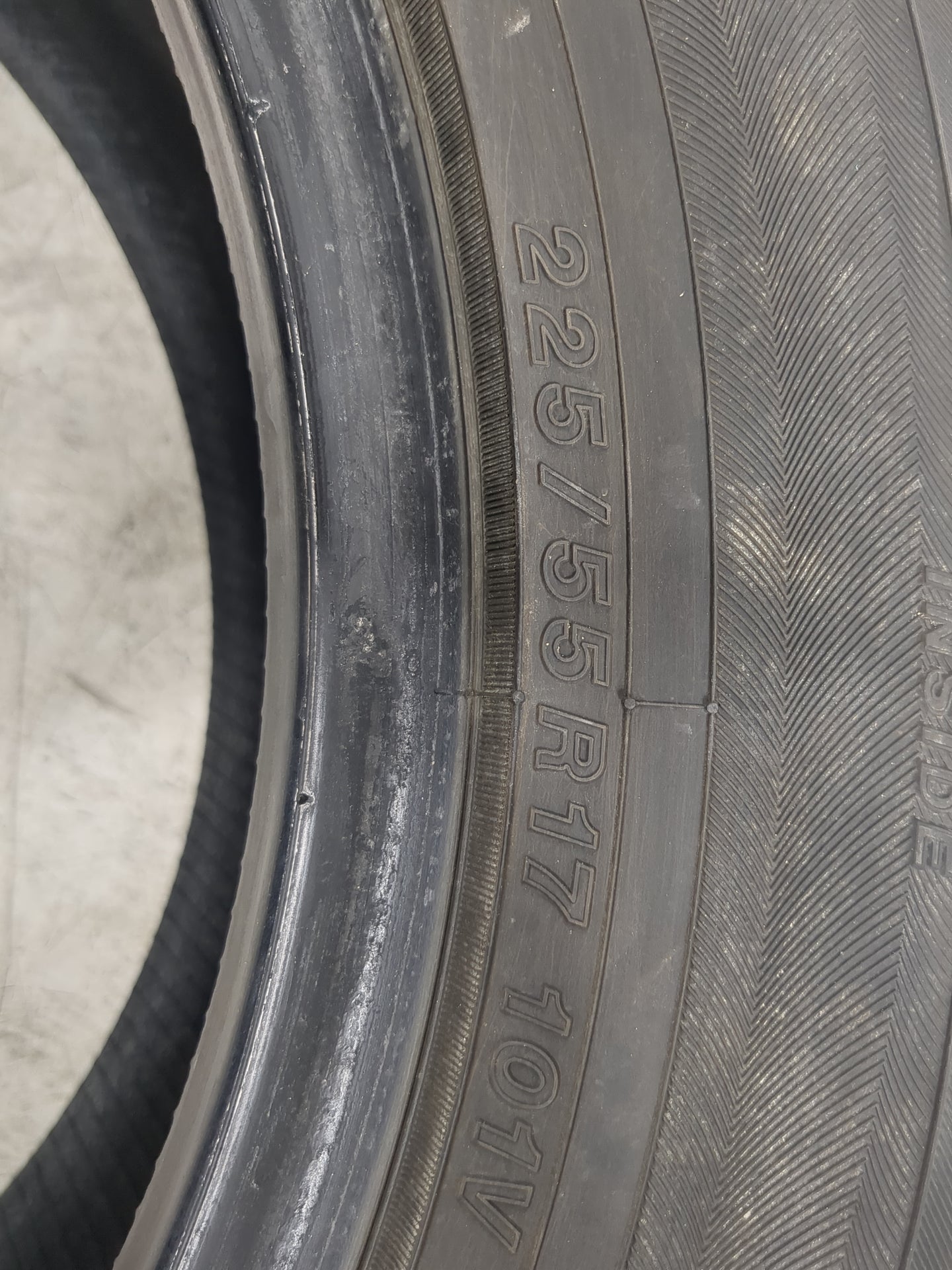 Used Tire 225/55R17 YOKOHAMA YK-GTX 101V - Tread Depth 9/32 - Oemusedautoparts1.com