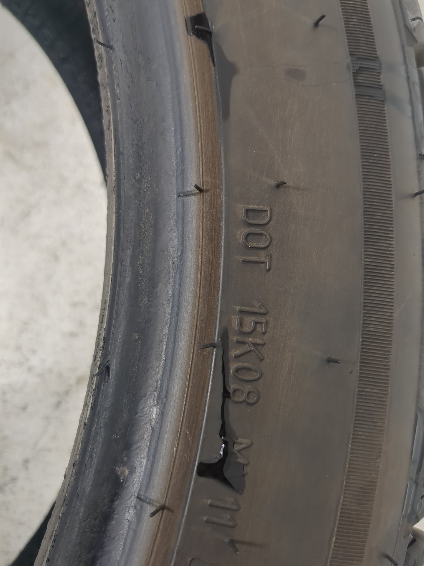 Used Tire 245/45R20 BFGOODRICH ADVANTAGE 99V - Tread Depth 9/32 - Oemusedautoparts1.com