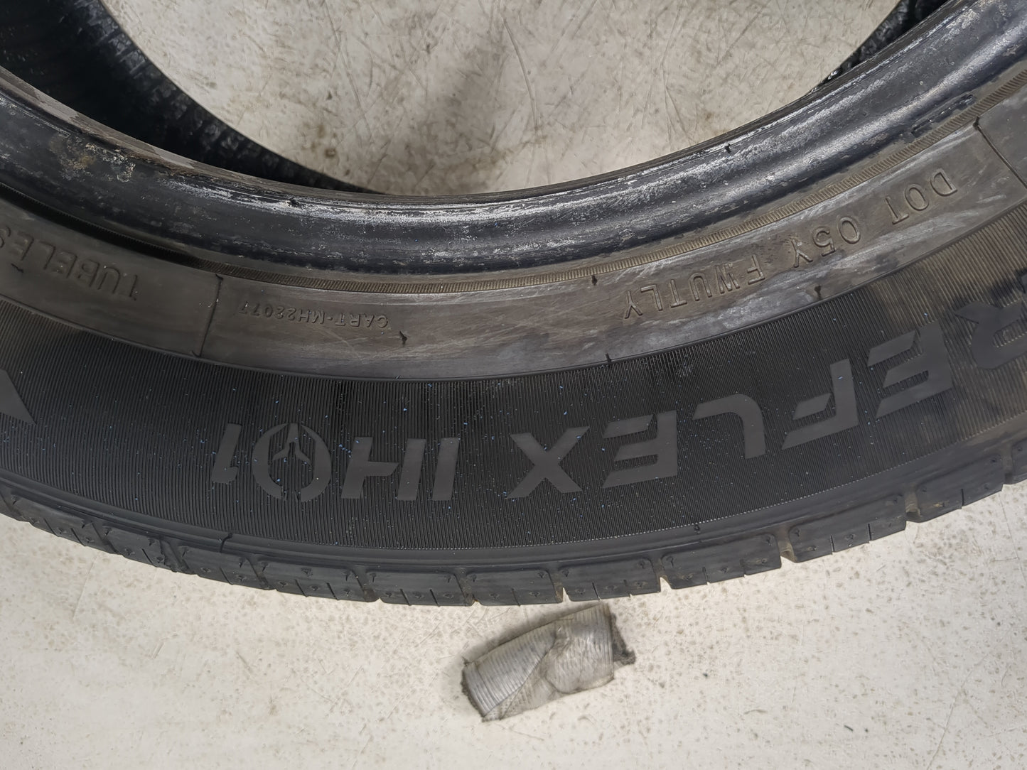 Used Tire 235/55R17 IRONHEAD R-FLEX IH01 - Tread Depth 9/32 - Oemusedautoparts1.com