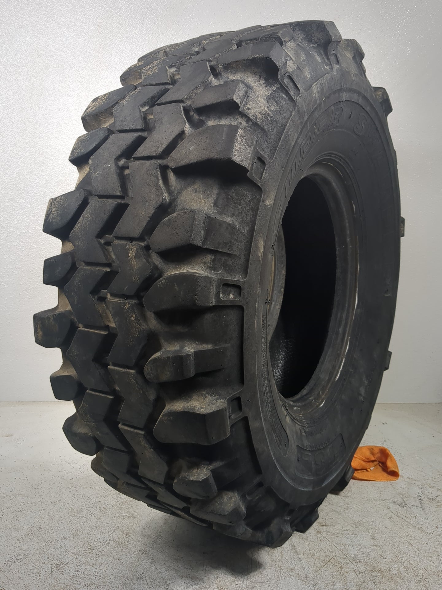 Used Tire 33x12.50-15LT INTERCO SUPER SWAMPER TSL - Tread Depth 16/32 - Oemusedautoparts1.com