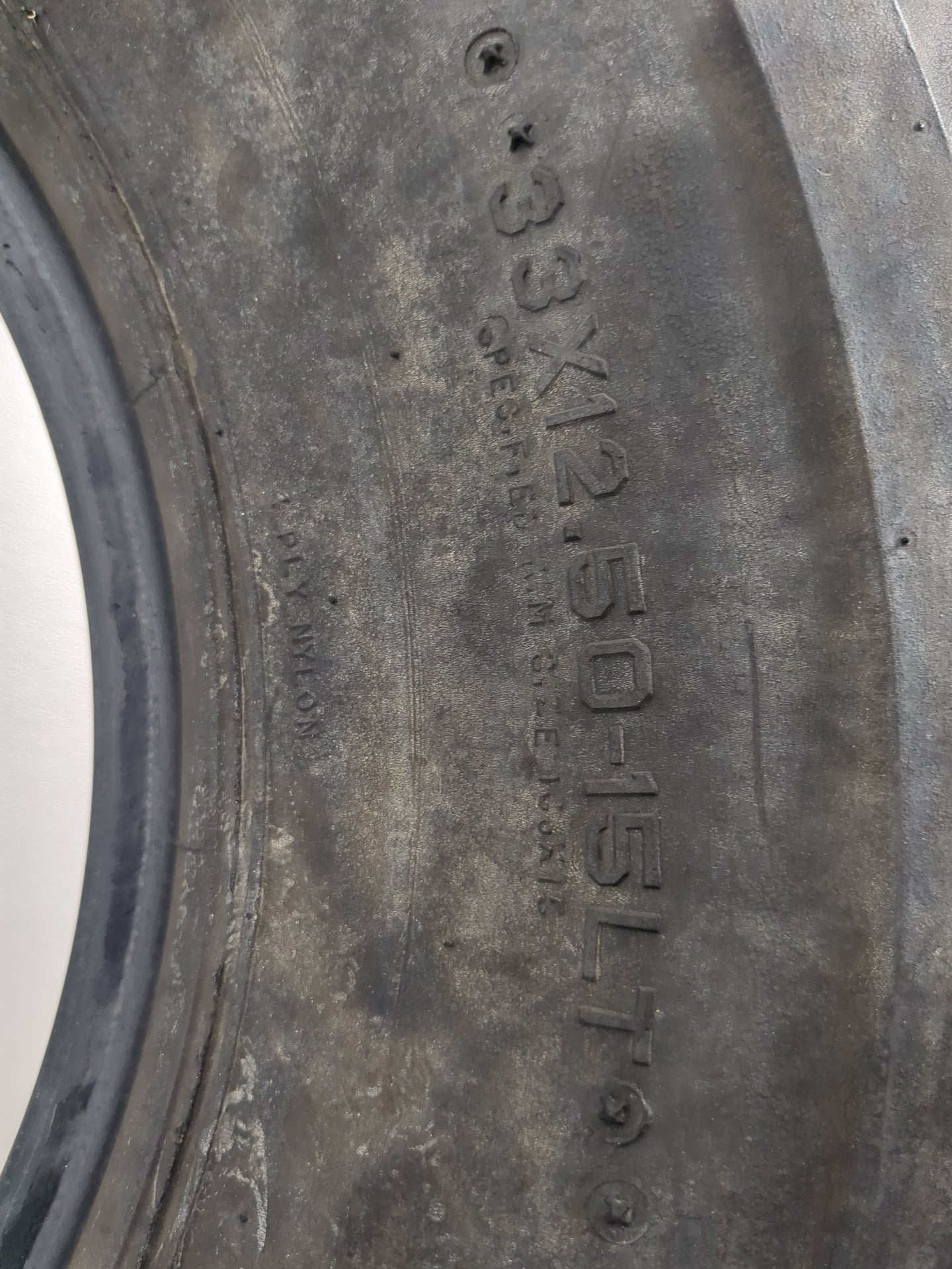 Used Tire 33x12.50-15LT INTERCO SUPER SWAMPER TSL - Tread Depth 16/32 - Oemusedautoparts1.com