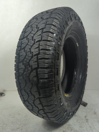 Used Tire - Tread Depth null/32 - Oemusedautoparts1.com