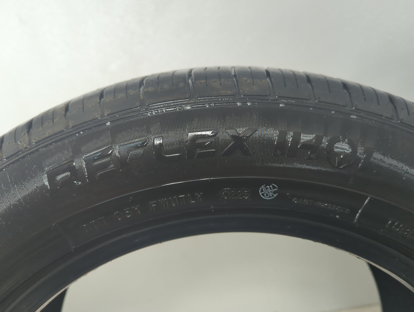 Used Tire 235/55R17 IRONHEAD REFLEX H/T 99H - Tread Depth 9/32 - Oemusedautoparts1.com