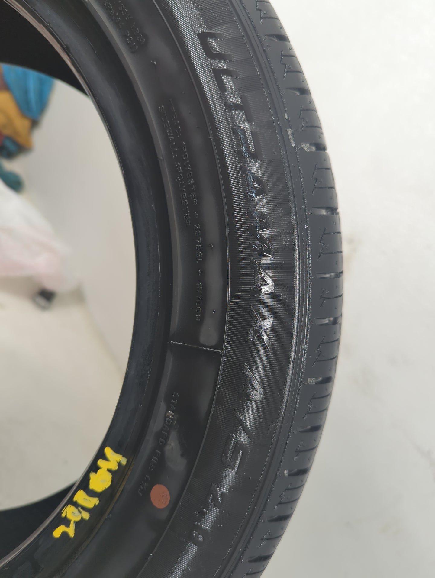 Used Tire - Tread Depth null/32 - Oemusedautoparts1.com