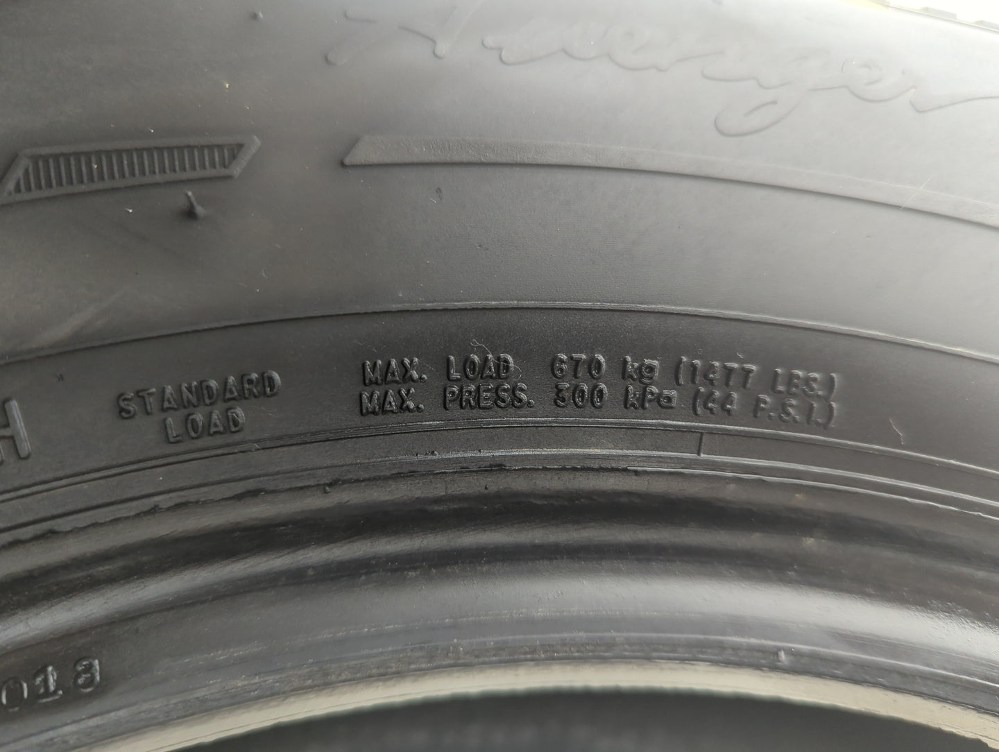 Used Tire - Tread Depth null/32 - Oemusedautoparts1.com