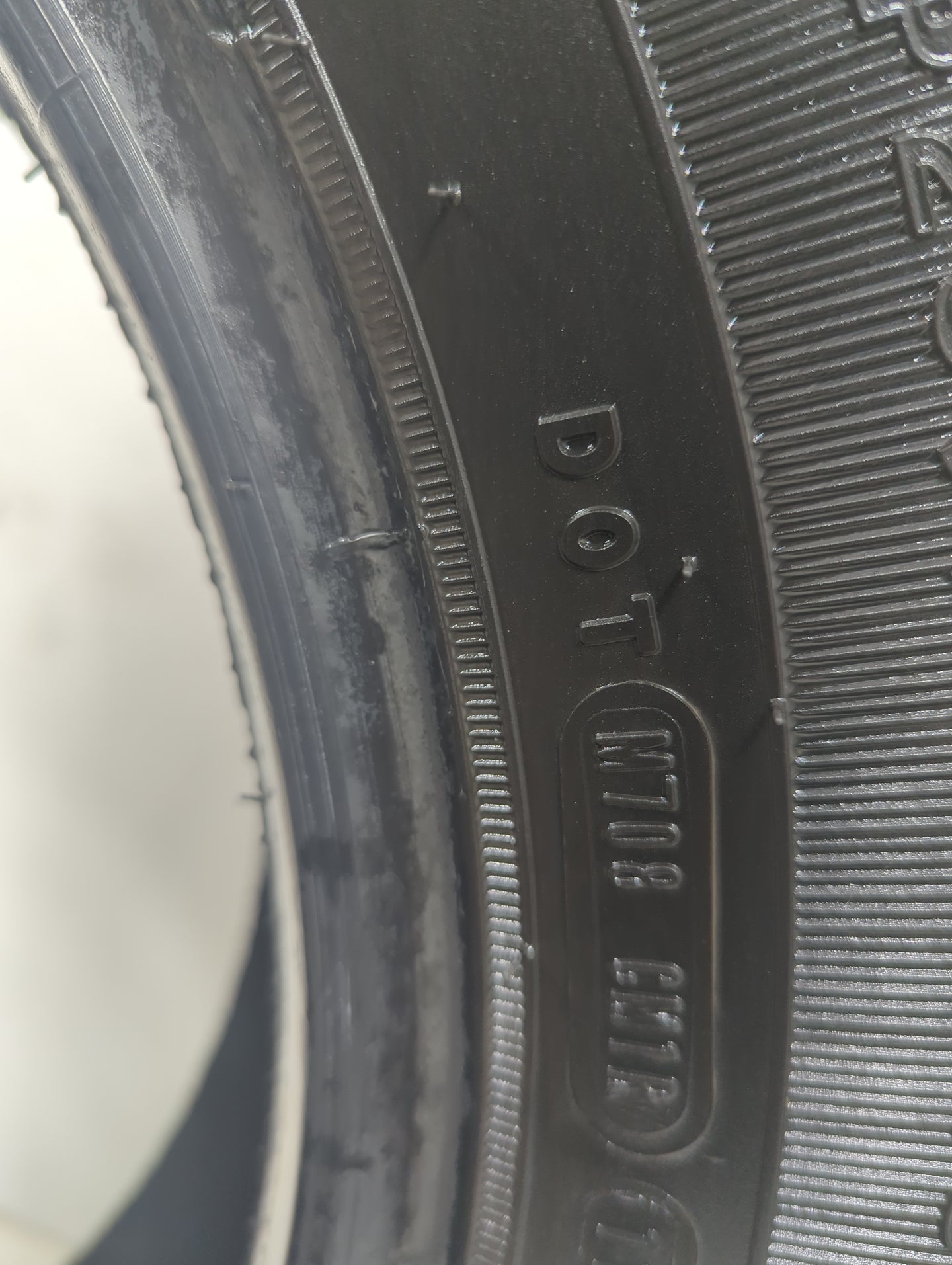 Used Tire - Tread Depth null/32 - Oemusedautoparts1.com