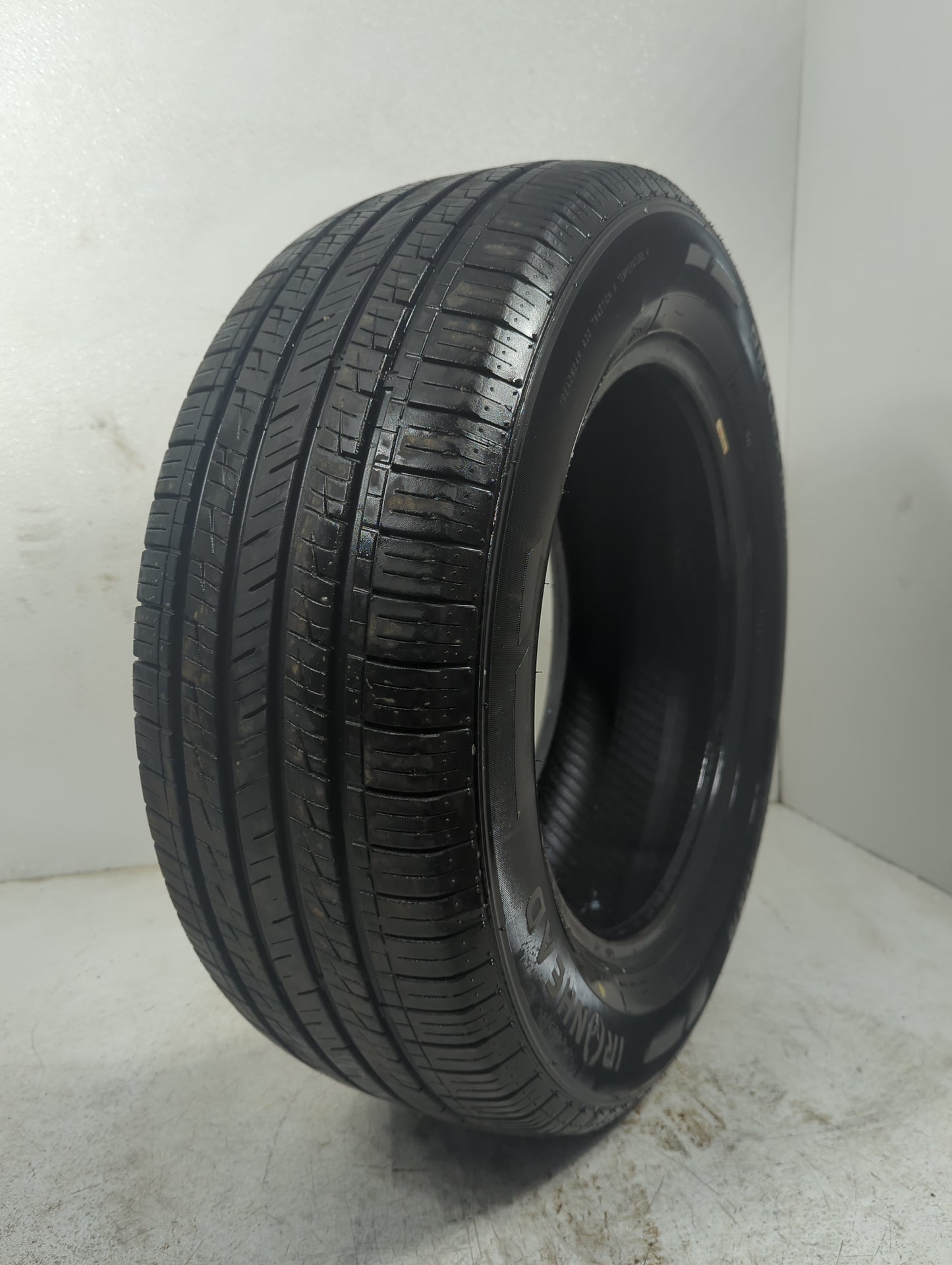 Used Tire 225/60R16 IRONHEAD REFLEX H/T 98H - Tread Depth 8/32 - Oemusedautoparts1.com