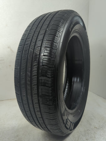 compare product Used Tire - Tread Depth null/32