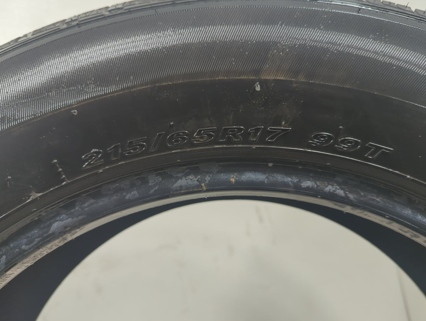 Used Tire - Tread Depth null/32 - Oemusedautoparts1.com