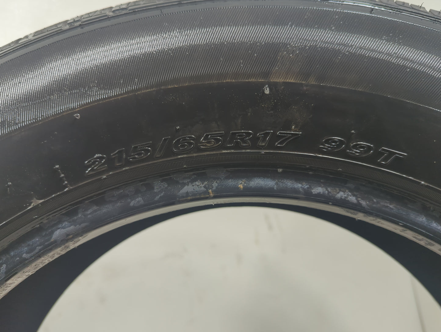 Used Tire - Tread Depth null/32 - Oemusedautoparts1.com