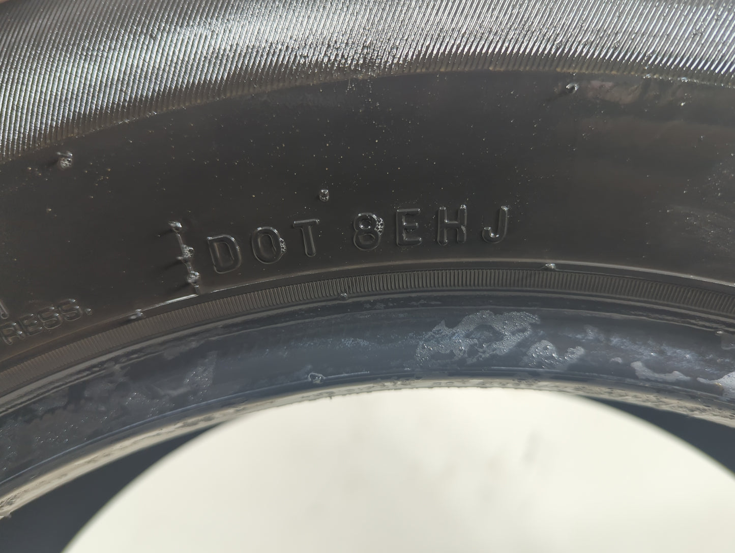 Used Tire - Tread Depth null/32 - Oemusedautoparts1.com