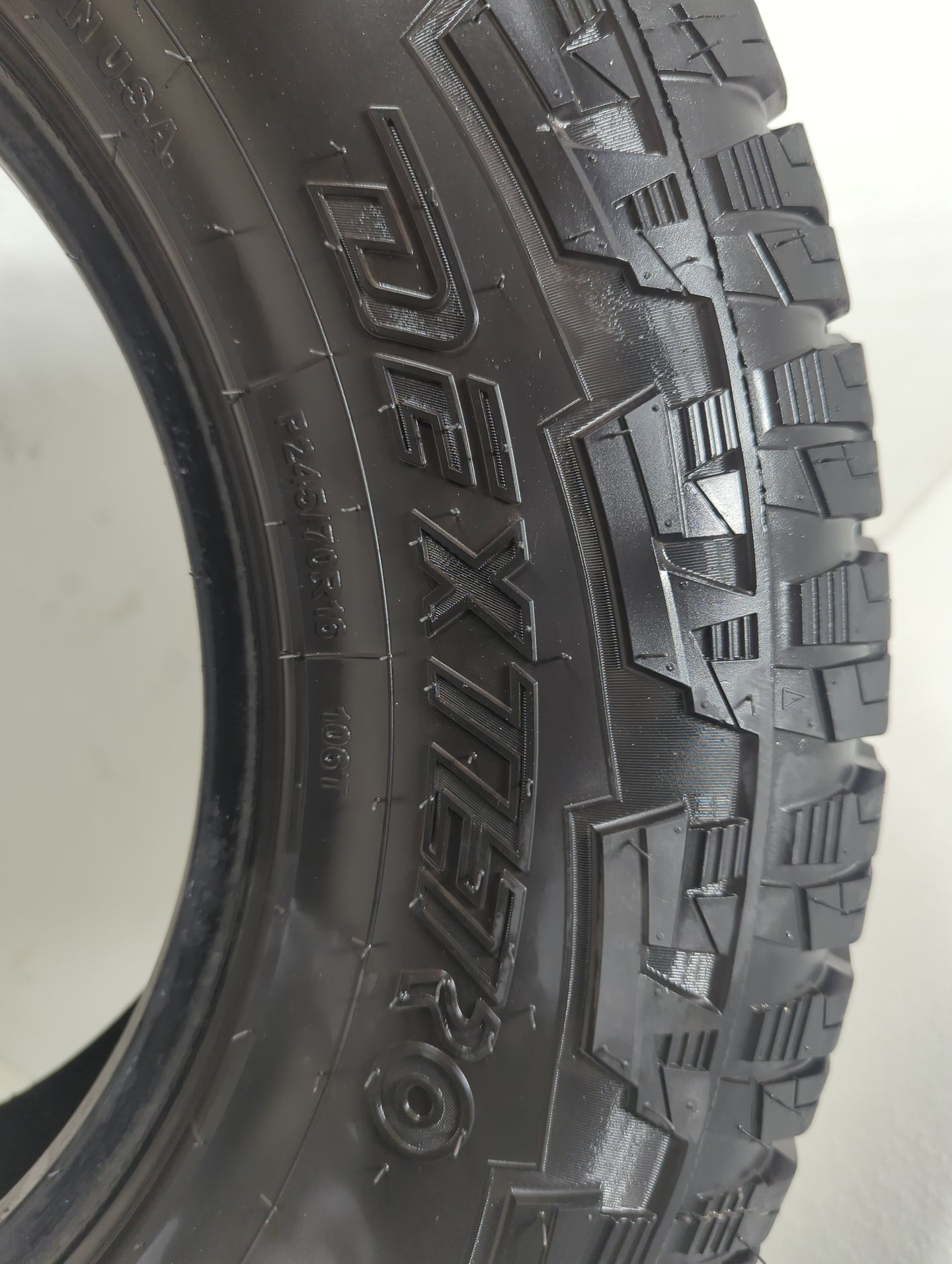 Used Tire - Tread Depth null/32 - Oemusedautoparts1.com