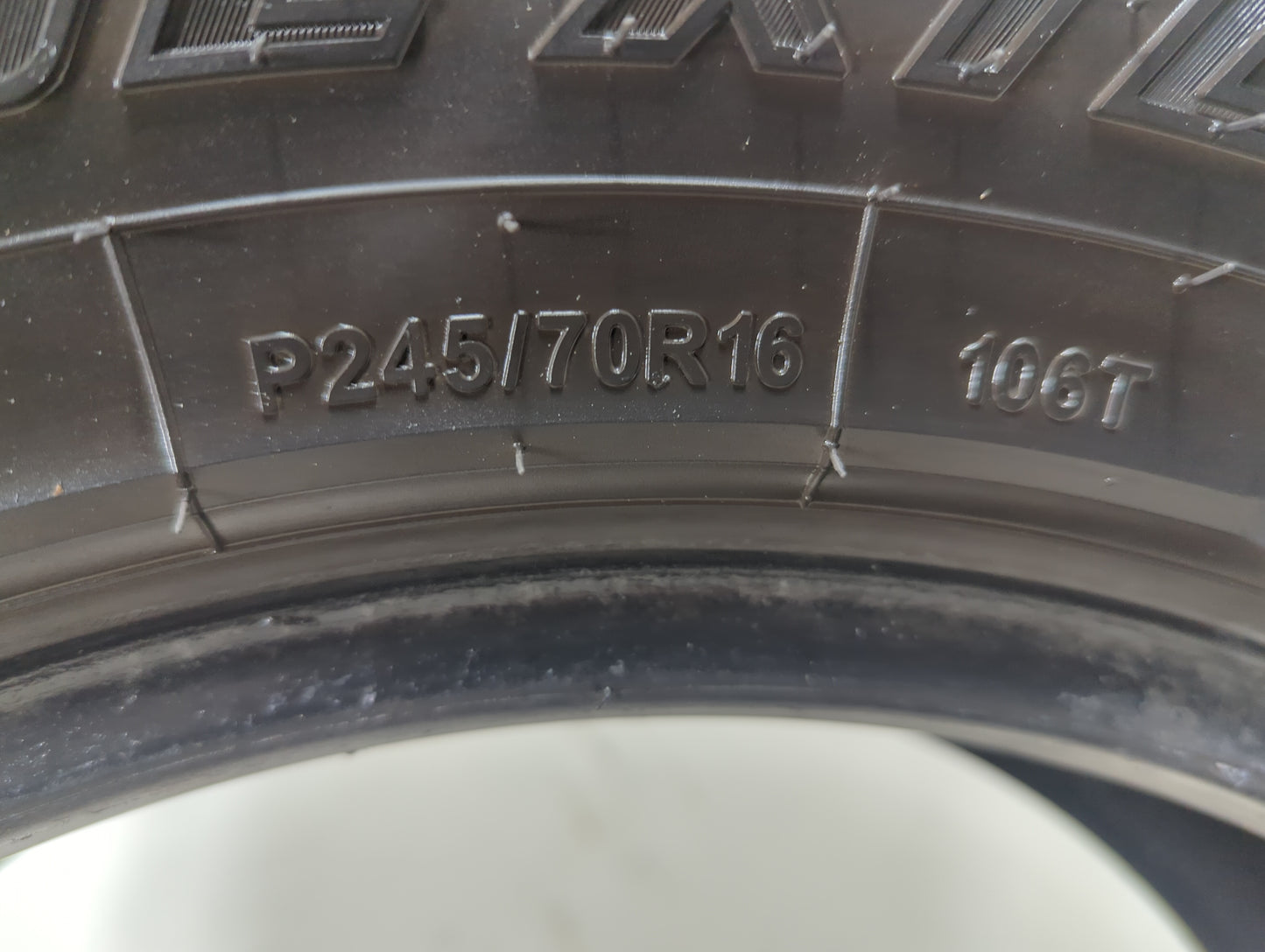 Used Tire - Tread Depth null/32 - Oemusedautoparts1.com
