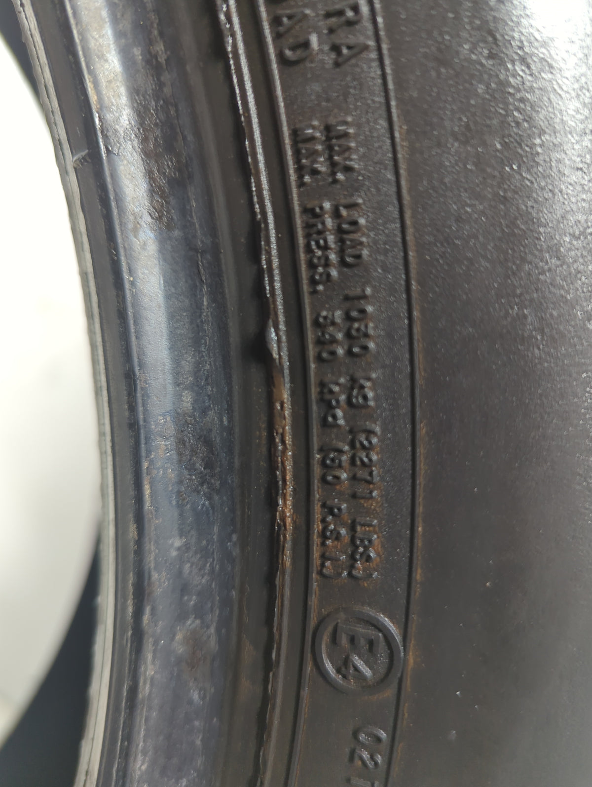 Used Tire 255/50R20 STARFIRE SOLARUS HT 109V - Tread Depth 9/32 - Oemusedautoparts1.com
