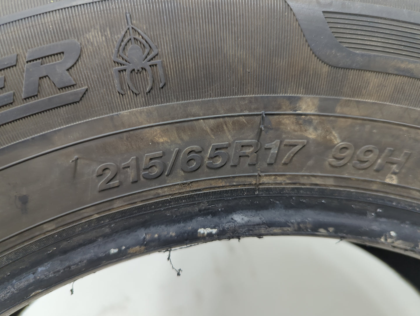 Used Tire 215/65R17 LANDSPIDER CITYTRAXX H/T 99H - Tread Depth 10/32 - Oemusedautoparts1.com