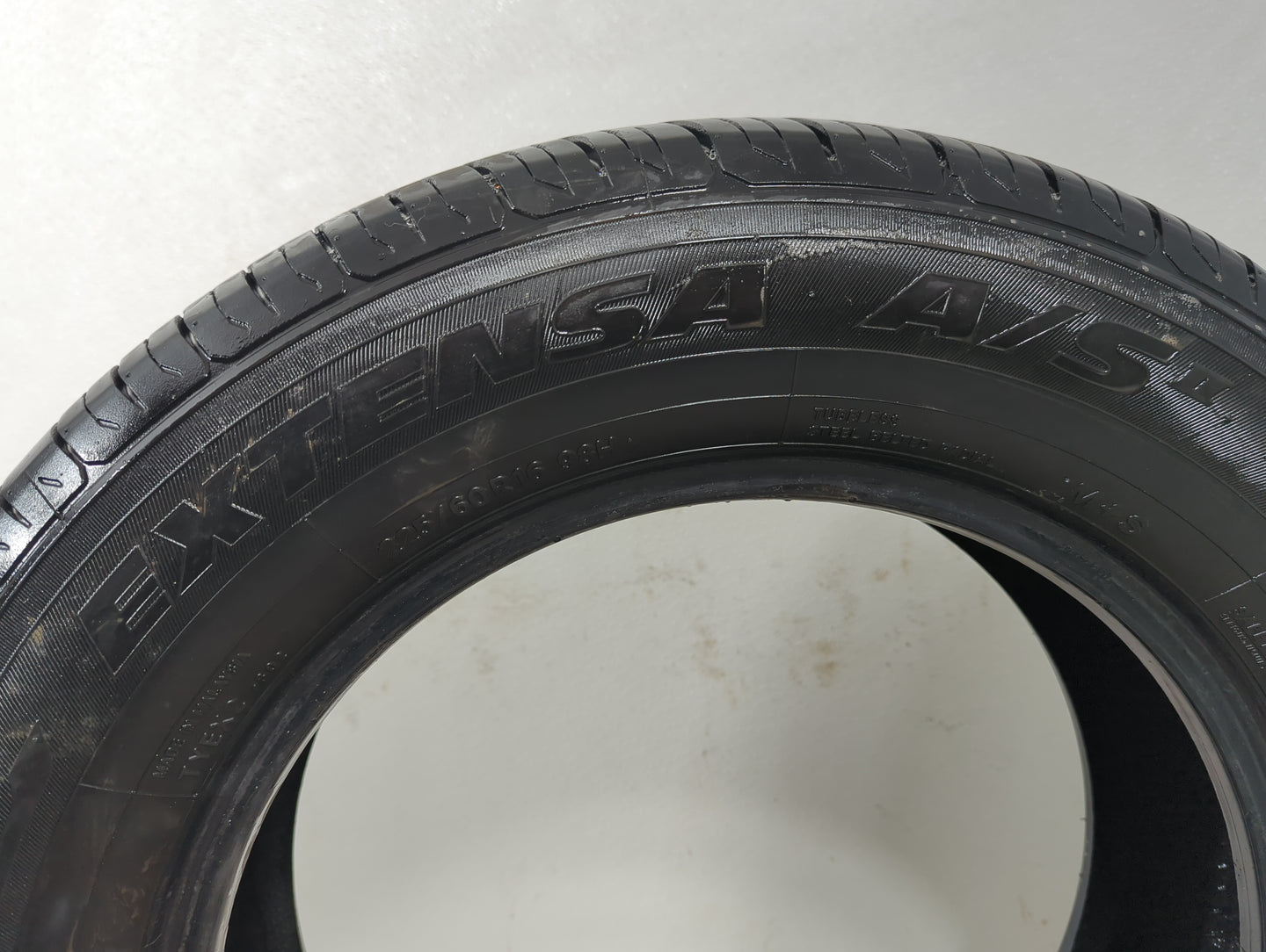 Used Tire 225/60R16 TOYO EXTENSA A/S 98H - Tread Depth 11/32 - Oemusedautoparts1.com