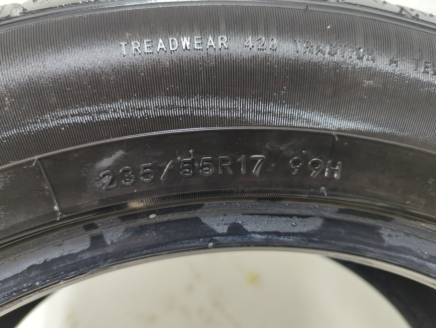 Used Tire 235/55R17 IRONMAN RB-SUV 99H - Tread Depth 9/32 - Oemusedautoparts1.com